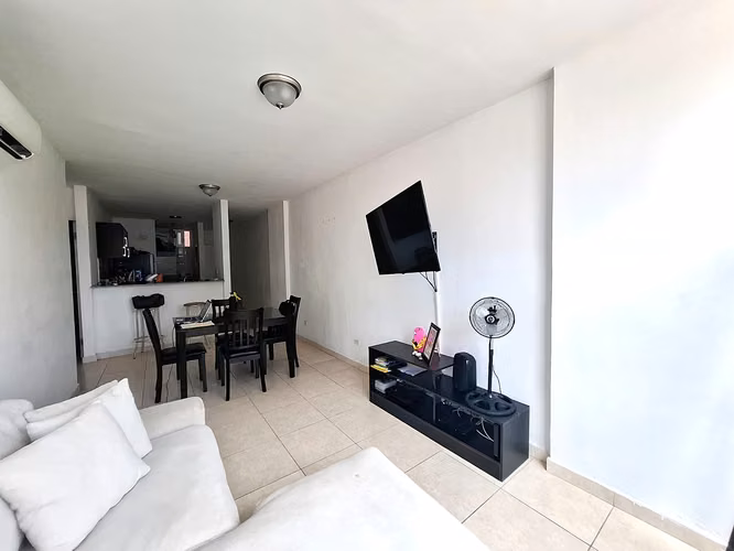 Venta de Apartamento en Parque Lefevre, PH Mérida, 74m2