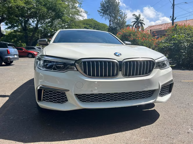 BMW X5 xDrive550i M Sport 2018 | 32,000 km | Único Dueño | Agencia BMW