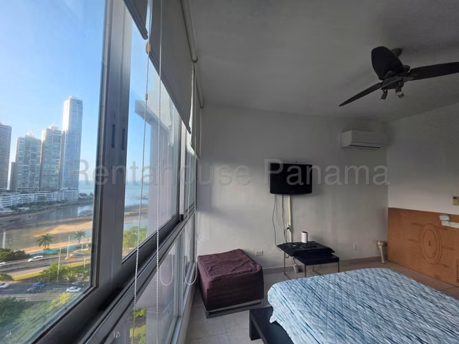 Vive frente al mar en Grandbay Tower | Avenida Balboa MR 26-9154