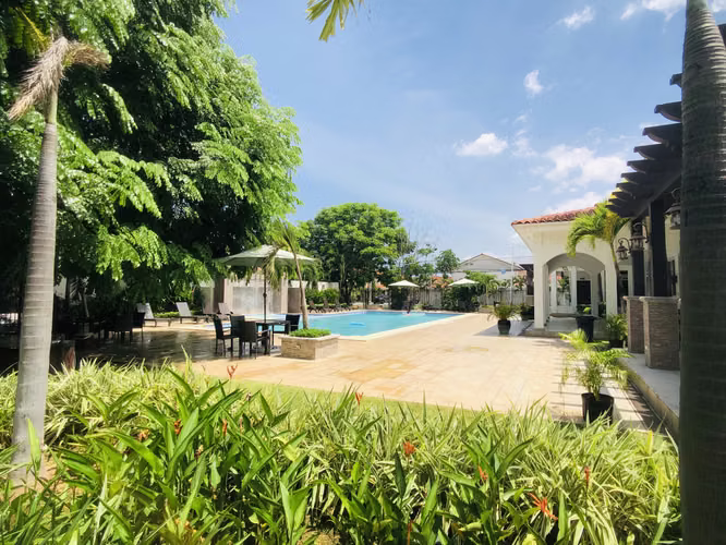 Quintas de Versalles, Juan Diaz, Venta de CASA