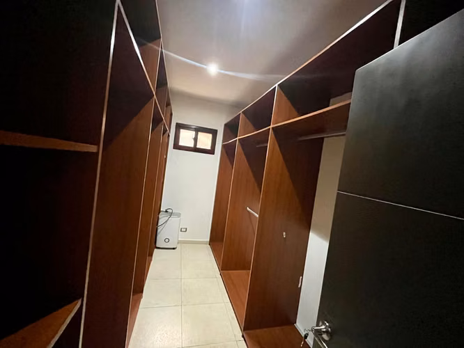 Se Alquila Casa en Costa Sur - Juan Díaz.