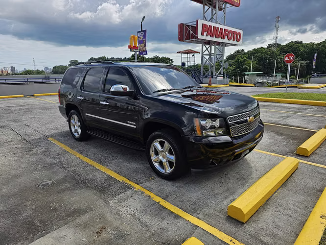 Vendo Chevrolet Tahoe Ltz 2012