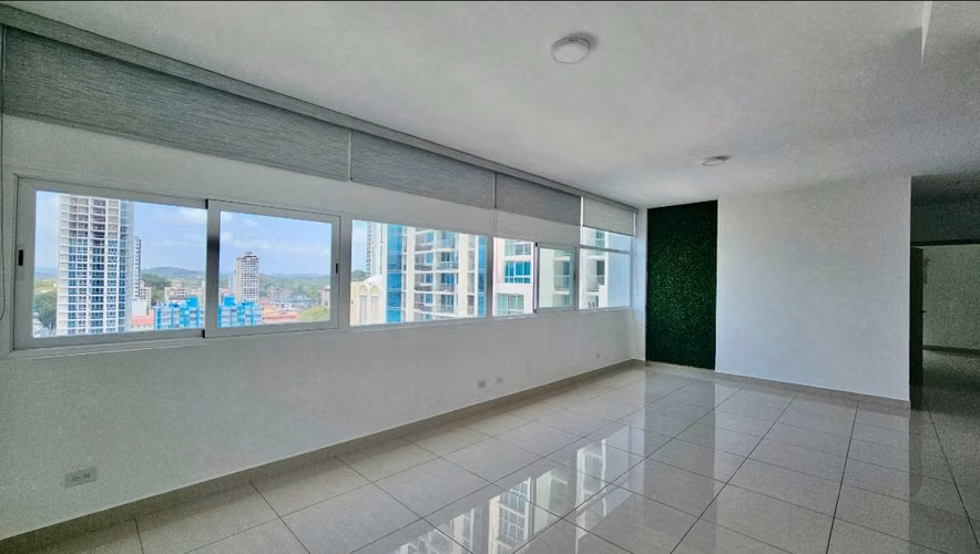 APARTAMENTO A 1 CUADRA DE CINTA COSTERA