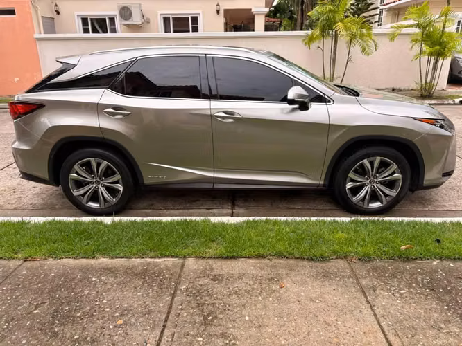SE VENDE LEXUS