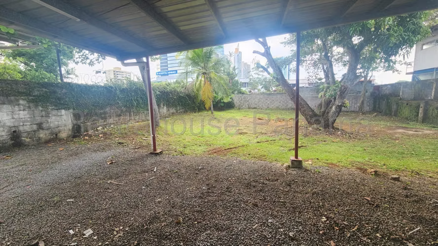 Terreno en Alquiler en  Los Angeles JG