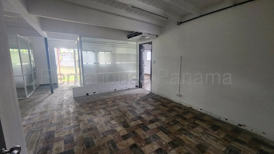 Terreno en Alquiler en  Los Angeles JG