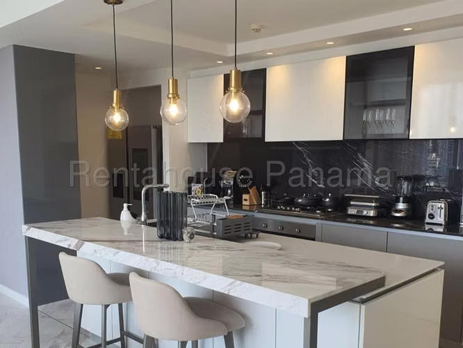 Apartamento en Alquiler en Marbella JG