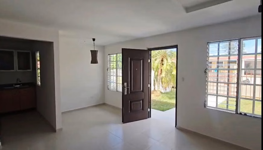 Joyita en Arraiján! Casa remodelada con terreno exclusivo de 520m² – EPG Real Estate