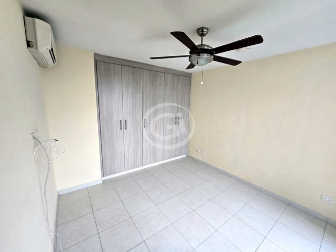 Venta Apartamento Torres de Versalles Impecable Remate