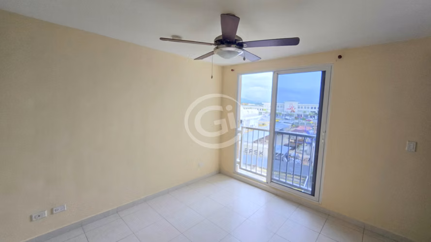 Venta Apartamento Torres de Versalles Impecable Remate