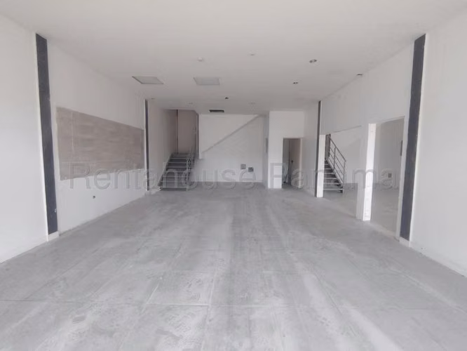 Local Comercial en Venta en Las Mañanitas  JG