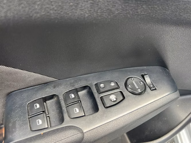 Hyundai ACCENT ACEPTAMOS TRADE IN SUPER AUTOS