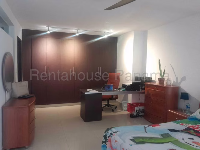 Venta de lindo apartamento tipo Loft de 95m² en El Cangrejo 26JSS5924