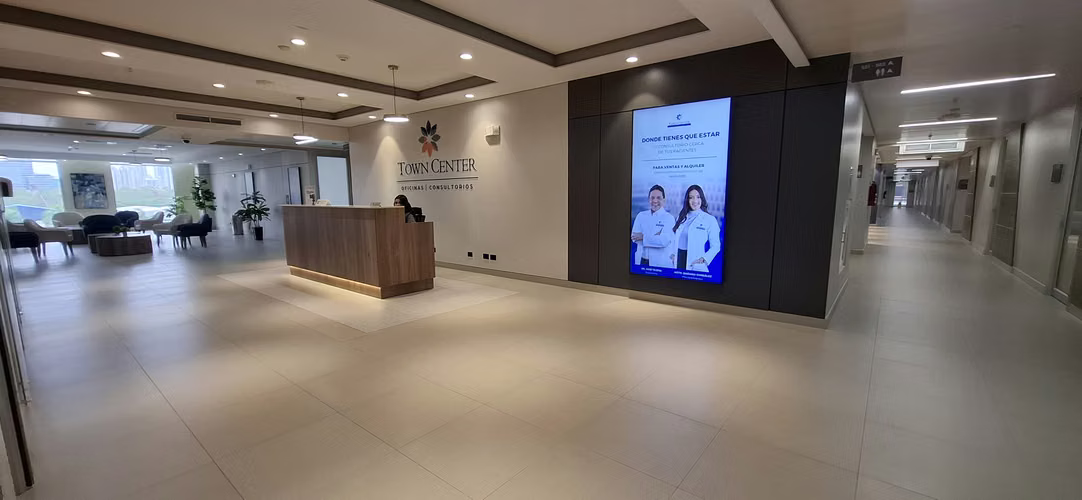 VENTA CONSULTORIO U OFICINA TOWNCENTER 26ML7356