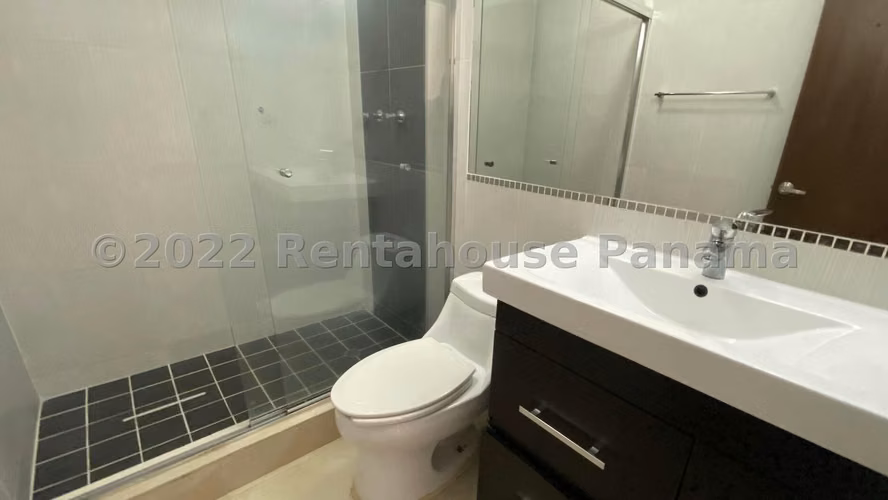 Venta de Moderno Apartamento en San Francisco 26*3631Mfk