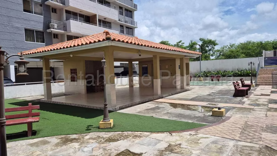 Apartamento en Venta en Condado del Rey. PH TORRES DE TOSCANA. 27LDC214