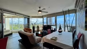 Venta de Apartamento con 110m2 en Coronado PH Coronado Golf 27-203SR