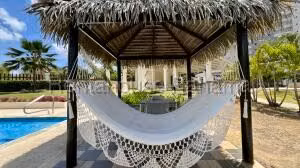 Venta de Apartamento con 110m2 en Coronado PH Coronado Golf 27-203SR