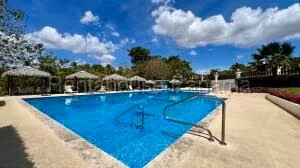 Venta de Apartamento con 110m2 en Coronado PH Coronado Golf 27-203SR