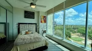 Venta de Apartamento con 110m2 en Coronado PH Coronado Golf 27-203SR