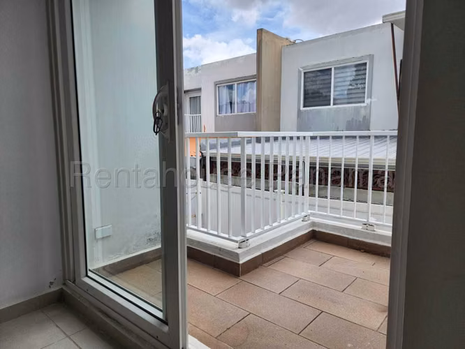 VENTA DE CASA BRISAS DEL GOLF GM