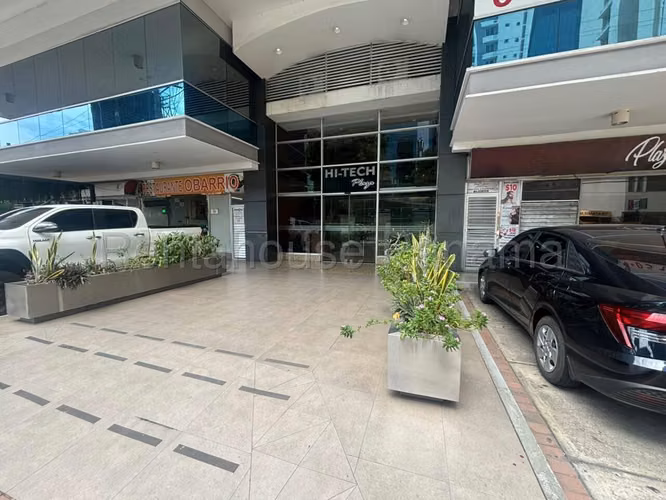 VENTA DE OFICINA EN HI TECH PLAZA BELLAVISTA HQ - Imagen 2