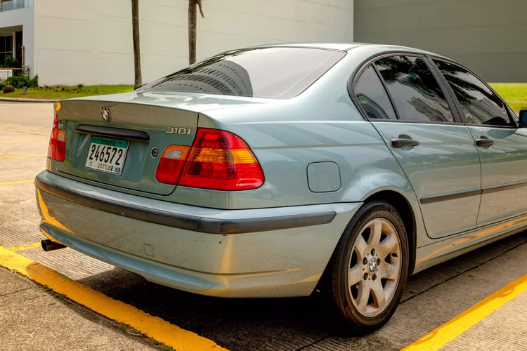 BMW 318i E46 2002 – Menos de 90,000 km – Difícil de encontrar en este estado - Imagen 5