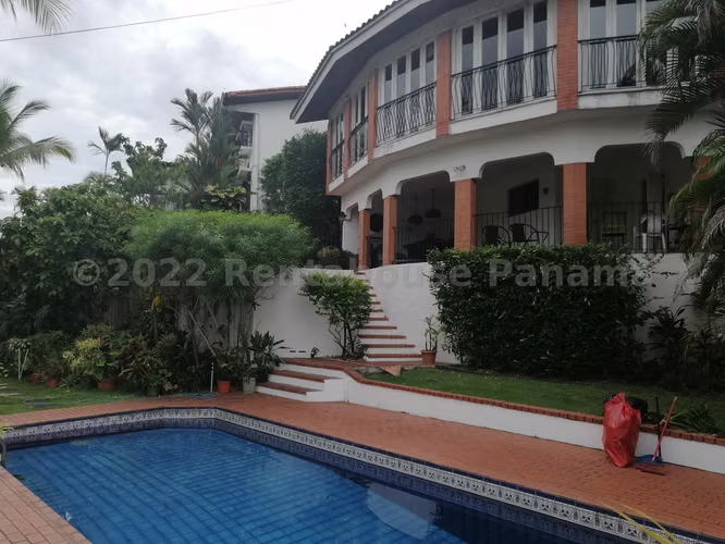 Casa en Venta en La Alameda AFC 22-9727