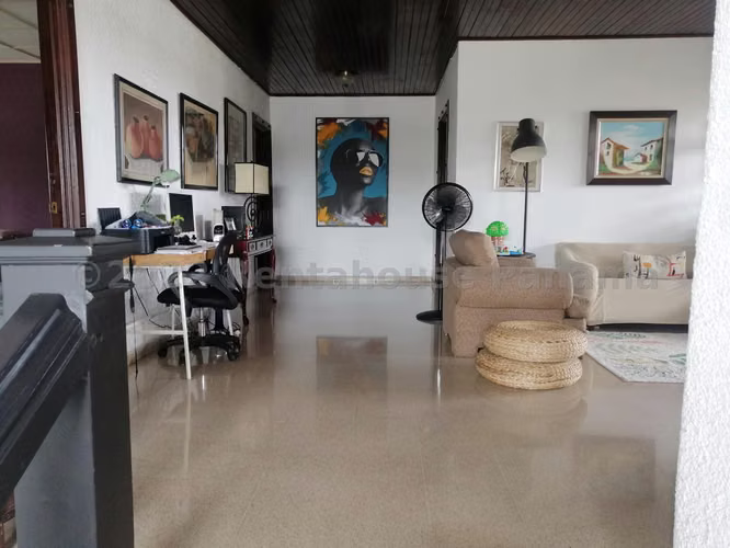 Casa en Venta en La Alameda AFC 22-9727