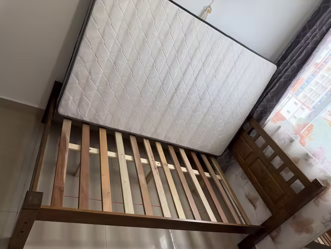 Cama con colchón