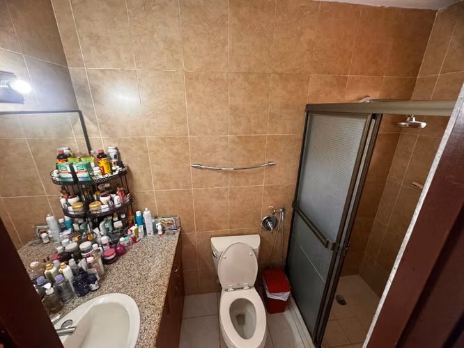 SE VENDE CASA LAS CUMBRES MIRADOR DEL LAGO  3 HABITACIONES PISCINA