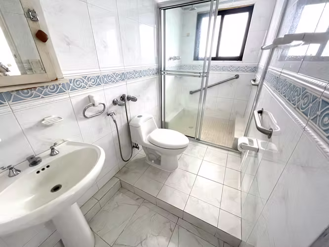 VENTA APARTAMENTO DE PLAYA, FRENTE AL MAR