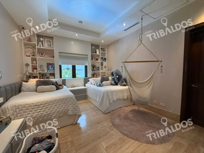 Venta de Casa en Fairway Estates, Santa María