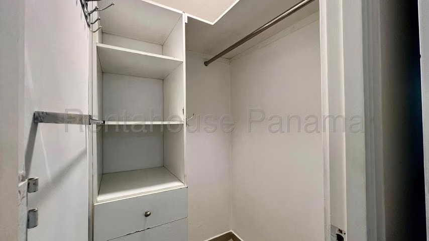 Venta de Apartamento en San Francisco 27LBR222