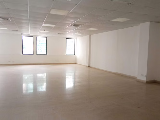 Alquiler de Comercial en Via España Plaza Dorchester EC