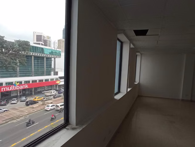 Alquiler de Comercial en Via España Plaza Dorchester EC