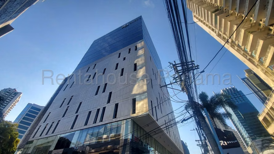 Alquiler de Oficina en Obarrio Office / RI Group EC