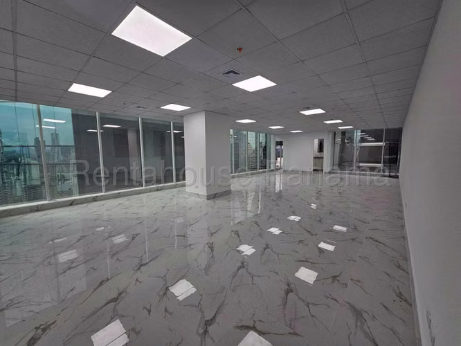 Alquiler de Comercial en Obarrio Atrium tower EC