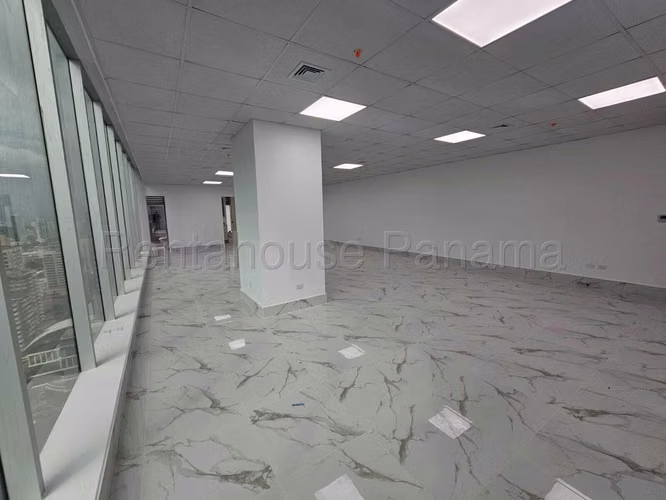 Alquiler de Comercial en Obarrio Atrium tower EC