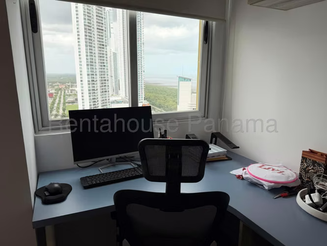 Venta de Apartamento en Costa del Este, PH Lumiere (Solo Cliente Directo)