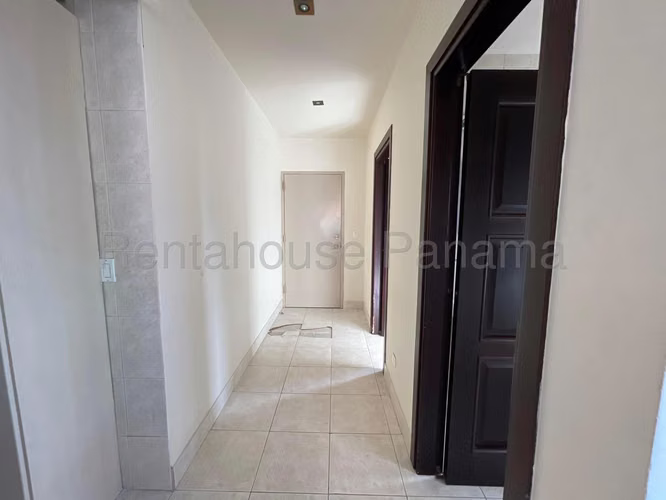 Venta de Apartamento en Punta Pacifica, PH Pacific Point (Solo Cliente Directo)