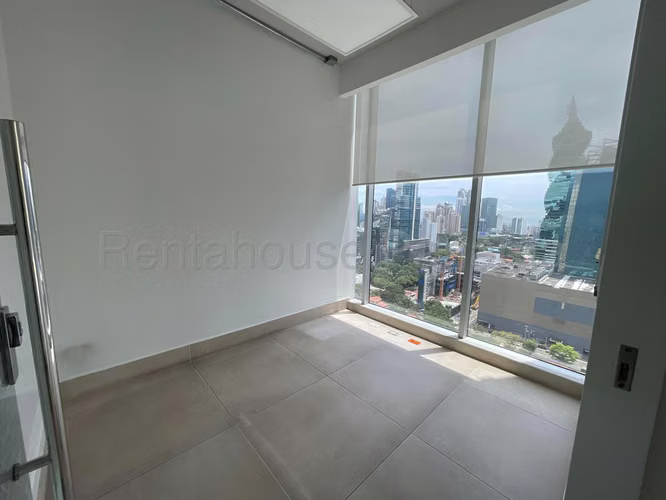 Venta de Oficina en Obarrio, SL (Solo Cliente Directo)