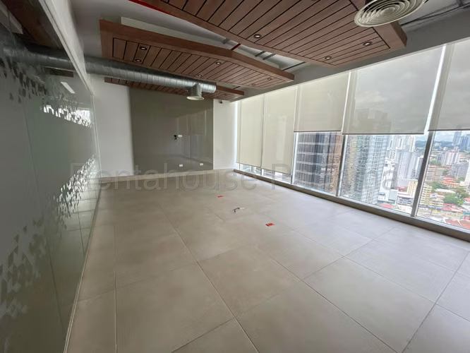 Venta de Oficina en Obarrio, SL (Solo Cliente Directo)