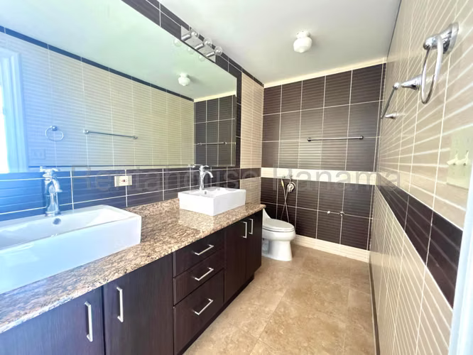 Vendo Apartamento en Playa Blanca OF27-252