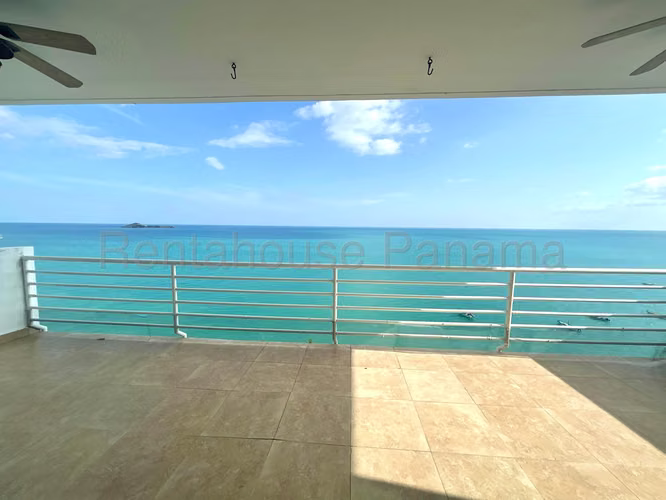 Vendo Apartamento en Playa Blanca OF27-252