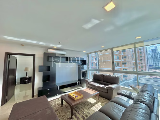 Venta de Apartamento en Bella vista / Av Balboa / PH Villa del mar