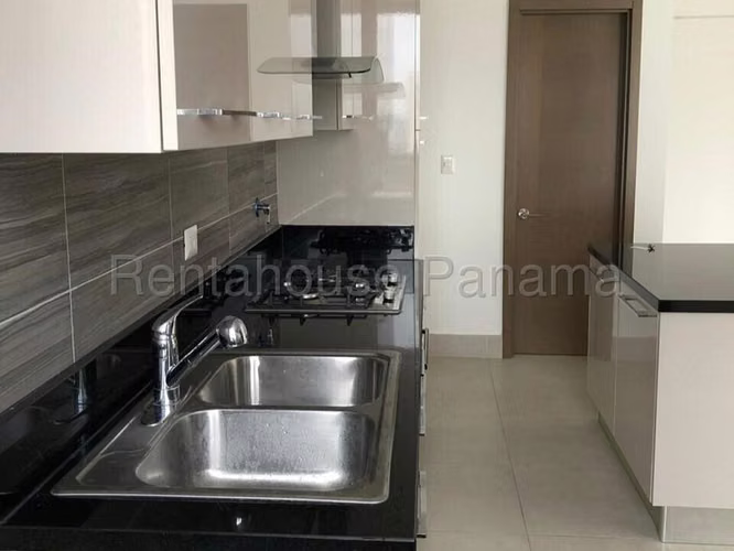 Apartamento en Alquiler en Park City Obarrio CIG27239