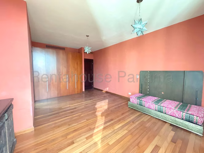 Venta de Apartamento en Punta Pacifica Ph Pacific Point Solo Cliente Directo LFC