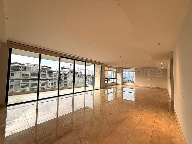 Apartment for Sale in Albatross, Santa Maria CIG27264