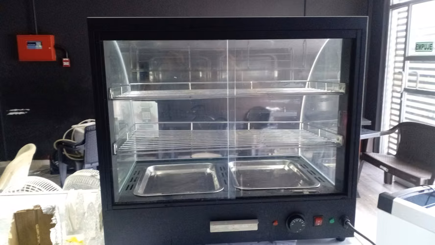 Lote de equipos de cocina industrial - Panadería/Restaurante